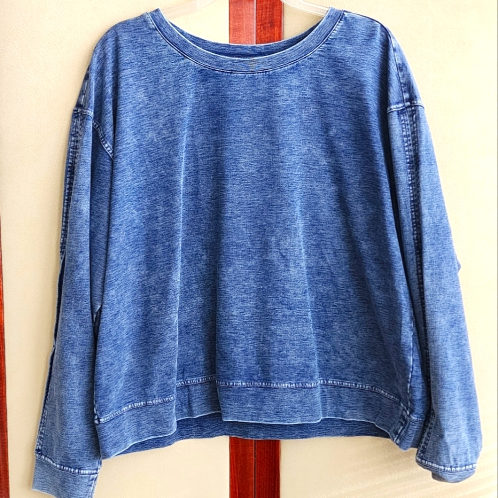 Blue Chambray Split Sleeve Top XL
